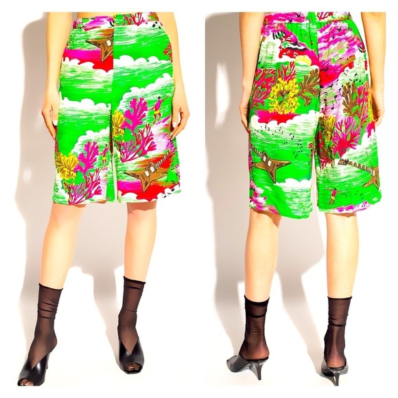 GUCCI Bermuda Shorts Green Pink White US 4 EU 40 Beach Surf Guitar NWT New - Picture 1 of 16